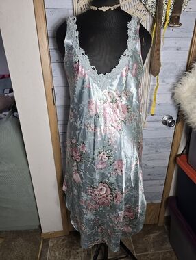 Vtg 90's Satin Floral Lace Trim Slip Dress in Sage and Pink Coquette Romantic